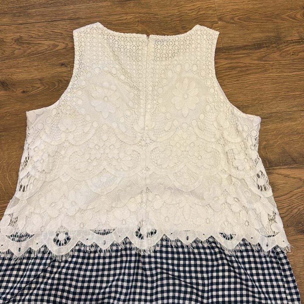 White lace with blue gingham sleeveless top - Picture 4 of 4